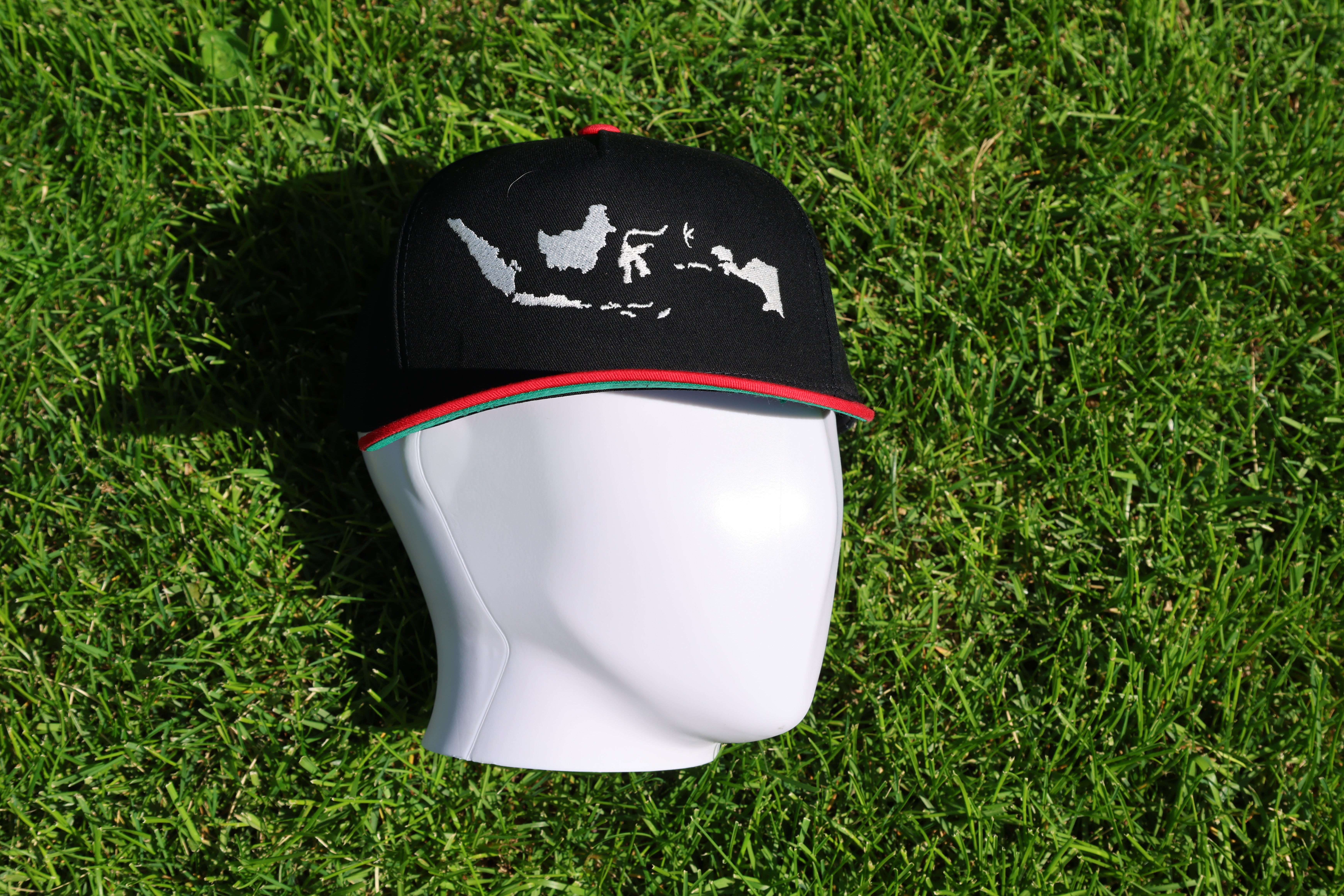 Flat bill cap gallery image 3
