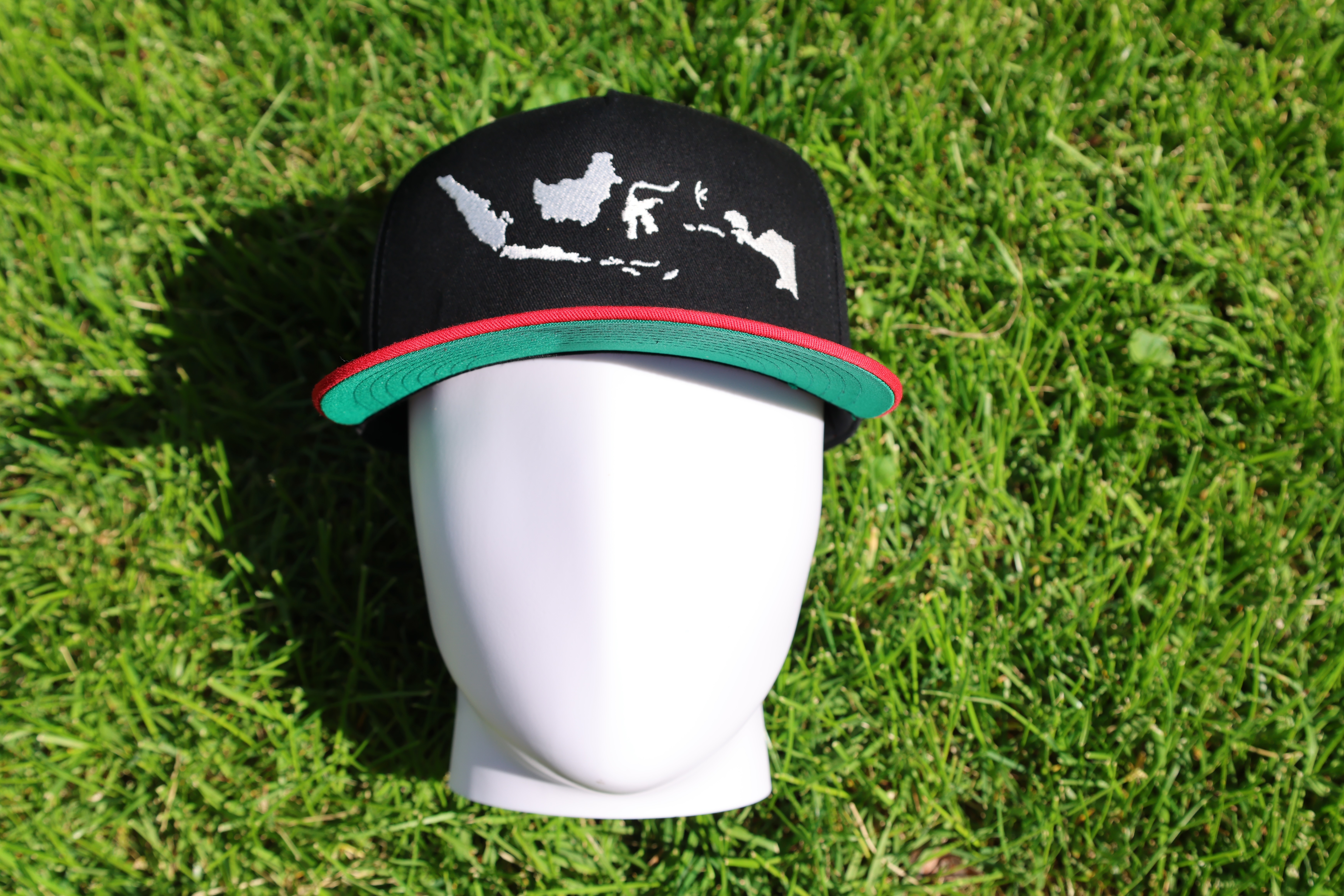 Flat bill cap gallery image 4